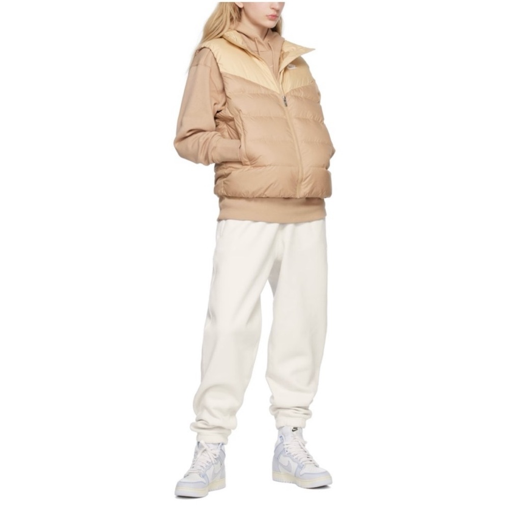 NWT Nike Tan Sportswear Therma-Fit Windrunner Down Quilted Vest | Size Small - Picture 2 of 5